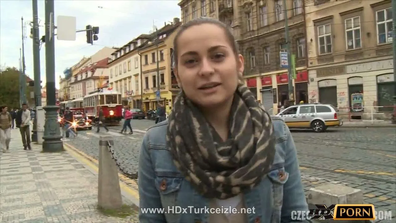 Yalnız Uyuyamadığım İçin Oğlumla Yattım Gece Bana Hallendi