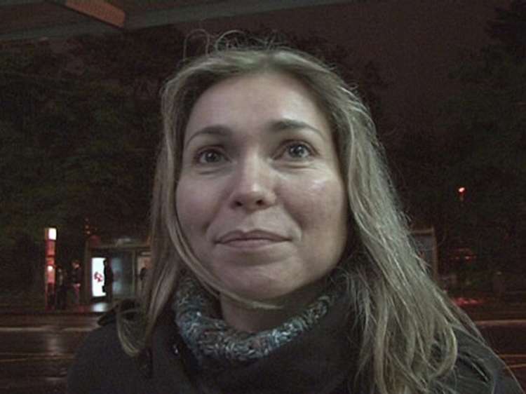 Oğlum Eline Geçen Koz Sayesinde Beni Tehdit Ederek Sikti